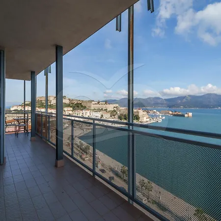 Skyline - Goelba * Portoferraio