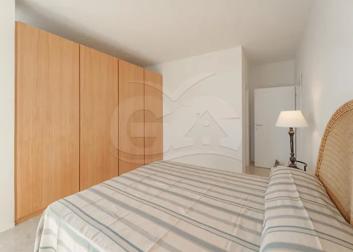 Skyline - Goelba Apartament *
